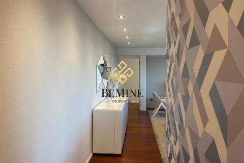 Edifício Séc. XXI 9 / Apartamento T4 / Rua João Paulo II, Funchal