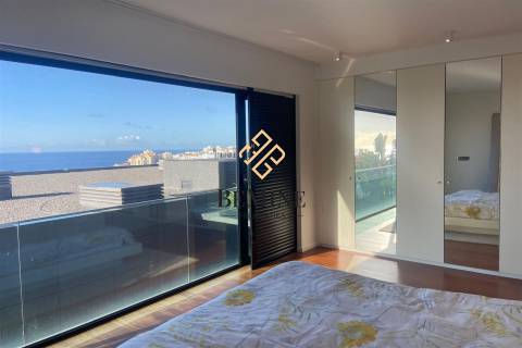 Edifício Séc. XXI 9 / Apartamento T4 / Rua João Paulo II, Funchal