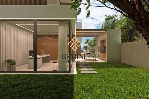 Villa Madeira / Moradia T4 / Funchal  - Ilha da Madeira