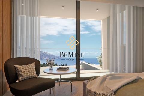 Villa Madeira / Moradia T4 / Funchal  - Ilha da Madeira