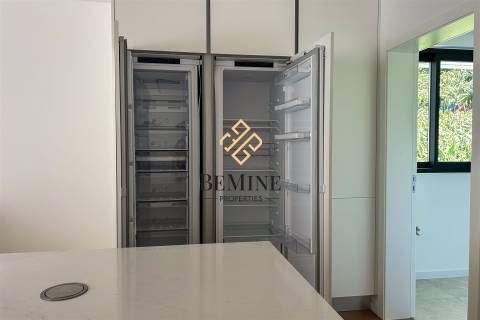 Edifício Uptown 13 / Apartamento T5 Duplex / Funchal  - Ilha da Madeira