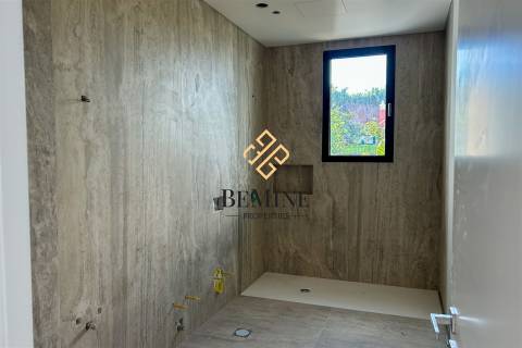 Villa  T3+1 / Moradia de Luxo / Vargem, Calheta - Ilha da Madeira