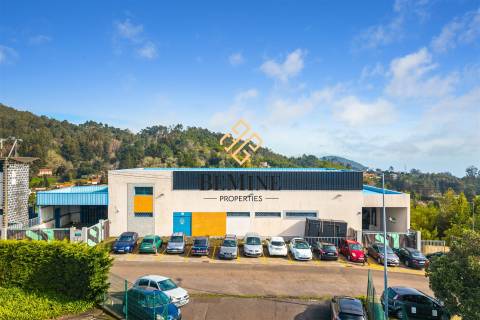 Armazém + Terreno / Santa Cruz - Ilha da Madeira