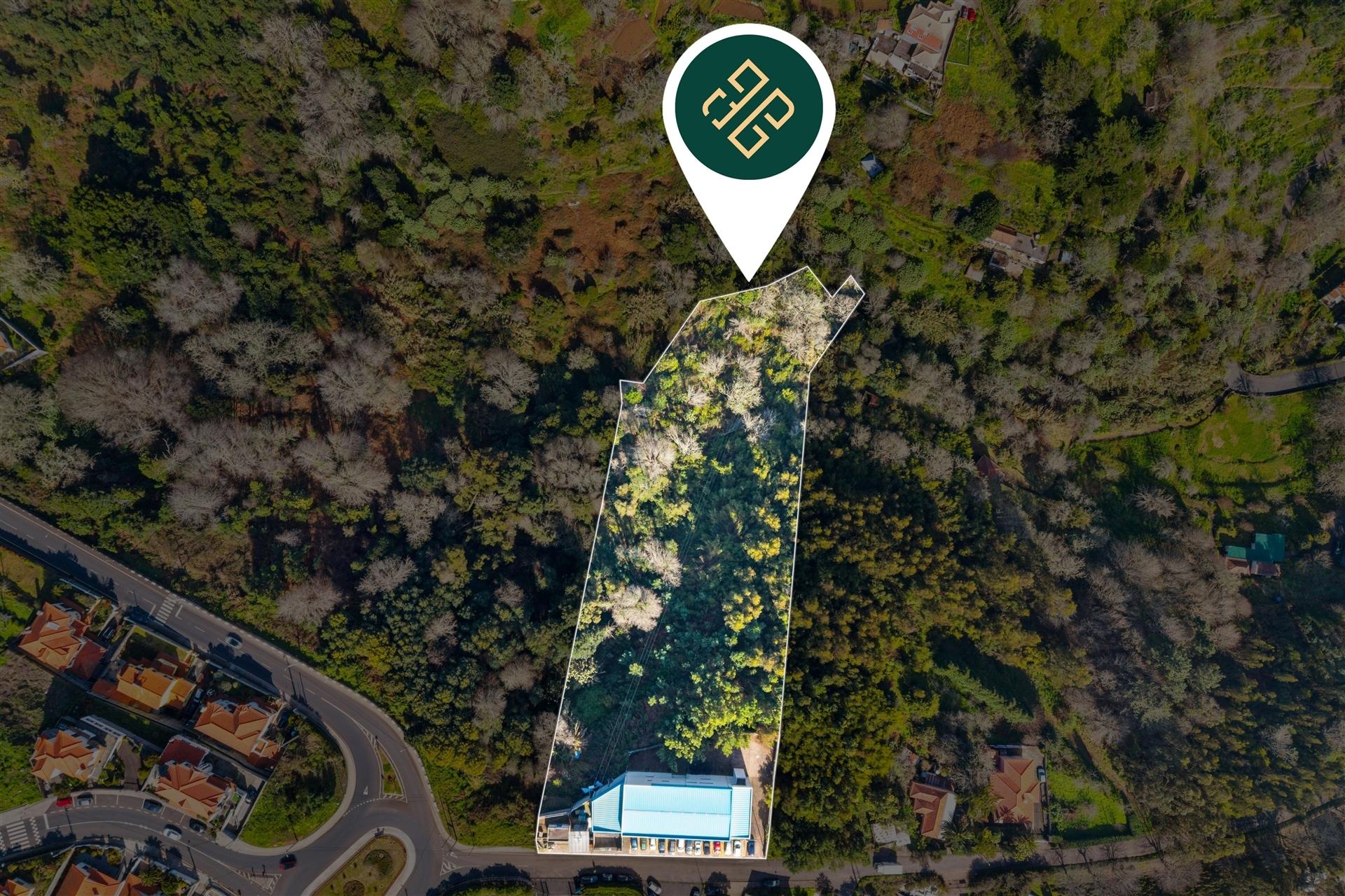 Armazém + Terreno / Santa Cruz - Ilha da Madeira