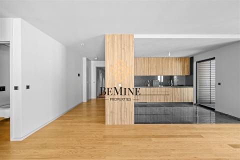 Dubai - Varino 07 / Apartamento T3 / Funchal - Ilha da Madeira