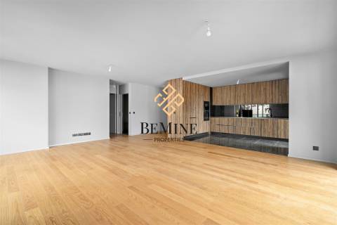 Dubai - Varino 07 / Apartamento T3 / Funchal - Ilha da Madeira