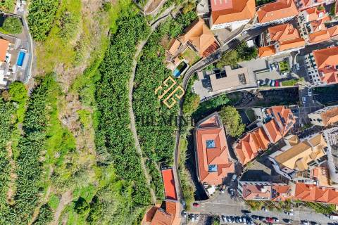 Terreno + Moradia + Anexo / Ponta do Sol, Ilha da Madeira