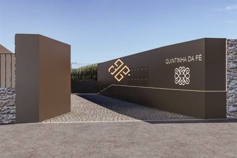 Quintinha da Fé / Apartamento T3 / Funchal - Ilha da Madeira