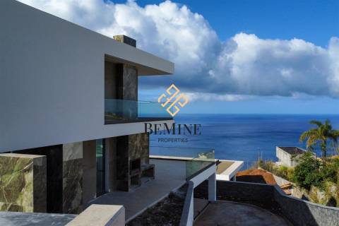 Villa  T3+1 / Moradia de Luxo / Vargem, Calheta - Ilha da Madeira