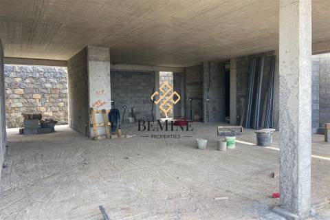 Villa  T3+1 / Moradia de Luxo / Vargem, Calheta - Ilha da Madeira