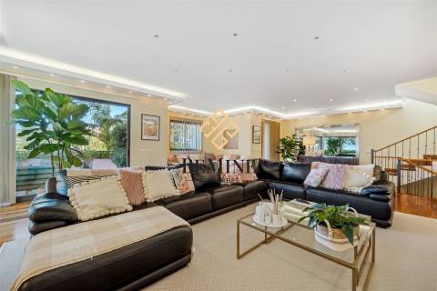 Moradia Geminada T3 / Funchal - Ilha da Madeira