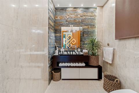 Moradia Geminada T3 / Funchal - Ilha da Madeira