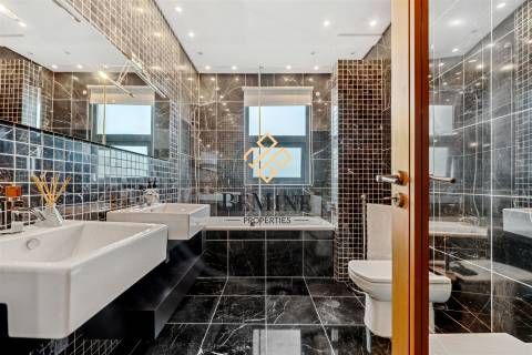 Moradia Geminada T3 / Funchal - Ilha da Madeira