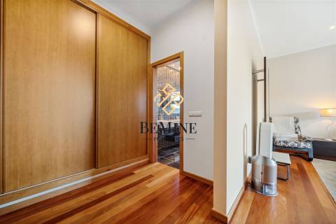 Moradia Geminada T3 / Funchal - Ilha da Madeira