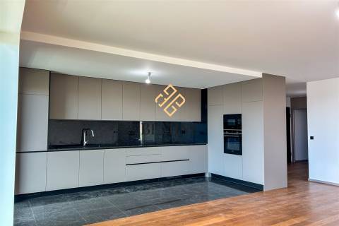 Dubai - Varino 07 / Apartamento T2 / Funchal - Ilha da Madeira