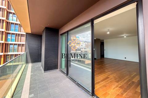 Dubai - Varino 07 / Apartamento T2 / Funchal - Ilha da Madeira