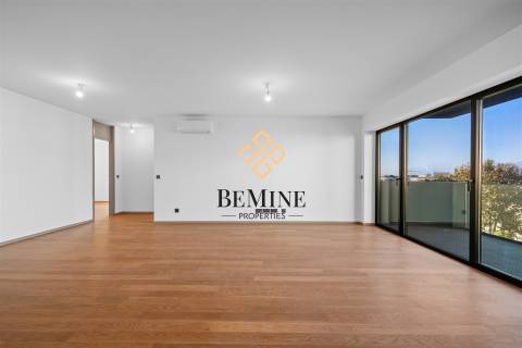 Dubai - Varino 07 / Apartamento T2 / Funchal - Ilha da Madeira