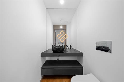 Dubai - Varino 07 / Apartamento T2 / Funchal - Ilha da Madeira