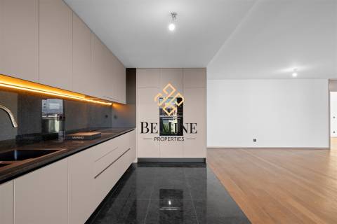 Dubai - Varino 07 / Apartamento T2 / Funchal - Ilha da Madeira