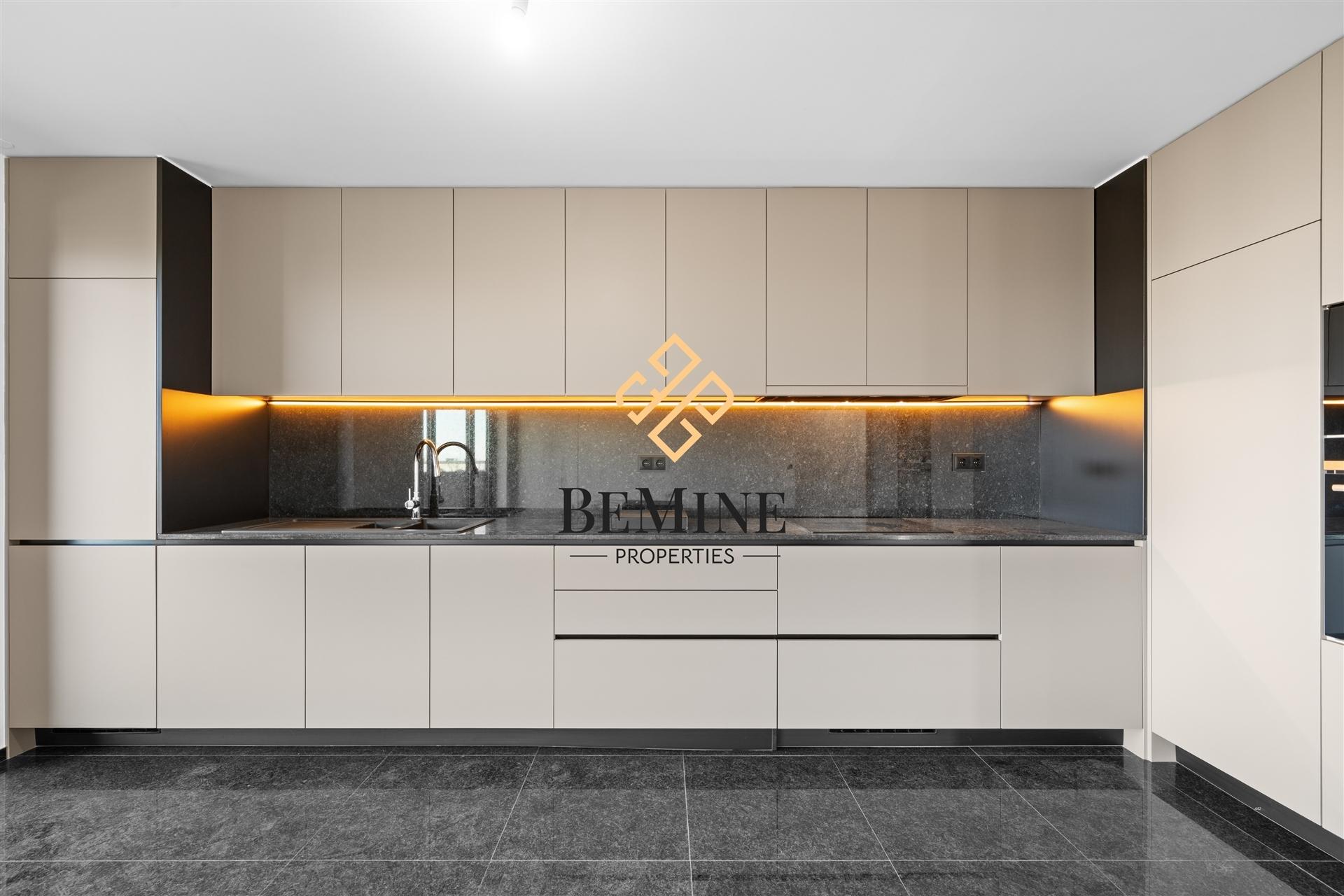 Dubai - Varino 07 / Apartamento T2 / Funchal - Ilha da Madeira