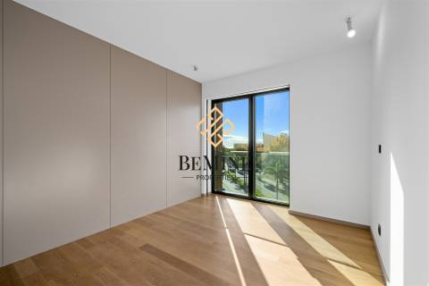 Dubai - Varino 07 / Apartamento T2 / Funchal - Ilha da Madeira