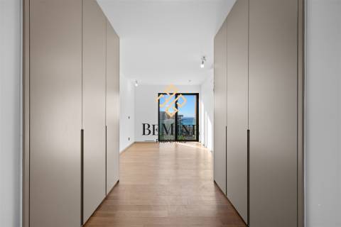 Dubai - Varino 07 / Apartamento T2 / Funchal - Ilha da Madeira