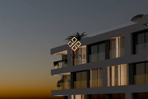 Edifício Uptown 32 / Apartamento T1 / Funchal  - Ilha da Madeira