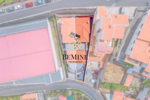 Moradia T3 / Câmara de Lobos - Ilha da Madeira