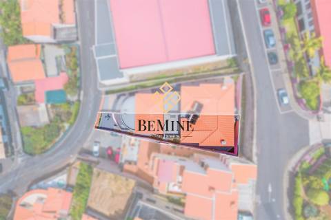 Moradia T3 / Câmara de Lobos - Ilha da Madeira