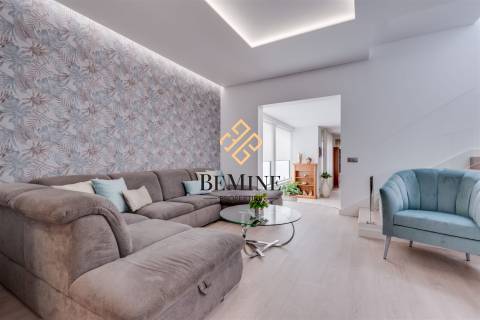 Moradia T3 / Câmara de Lobos - Ilha da Madeira