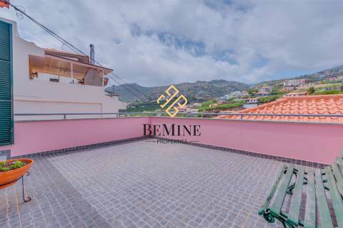 Moradia T3 / Câmara de Lobos - Ilha da Madeira