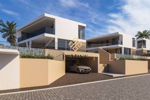 Serenity Villas  / Caniço - Ilha da Madeira