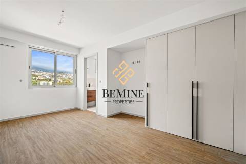 Atlântico Residences / Penthouse T3 / Câmara de Lobos  - Ilha da Madeira