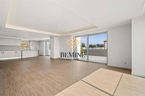 Atlântico Residences / Penthouse T3 / Câmara de Lobos  - Ilha da Madeira