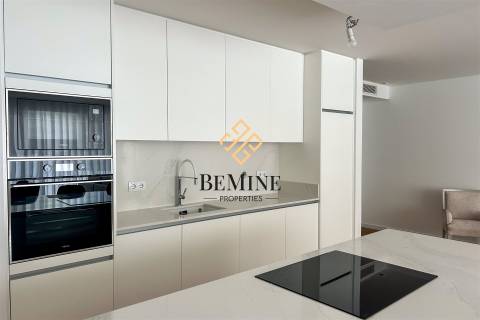 Edifício Uptown 13 / Apartamento T5 Duplex / Funchal  - Ilha da Madeira