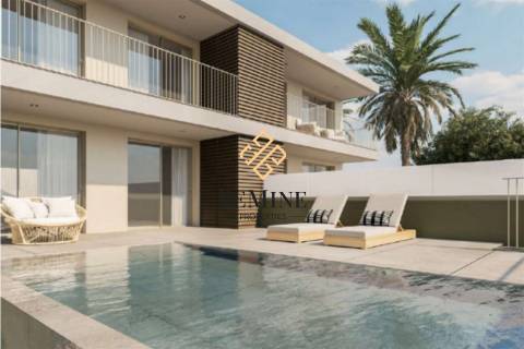 Edifício Torrinha Bay / Apartamento T1 / Funchal  - Ilha da Madeira