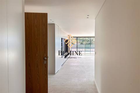 Amparo Residence / Apartamento T4 / Funchal - Ilha da Madeira
