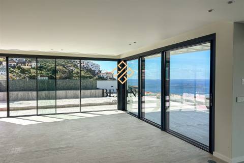 Amparo Residence / Apartamento T4 / Funchal - Ilha da Madeira