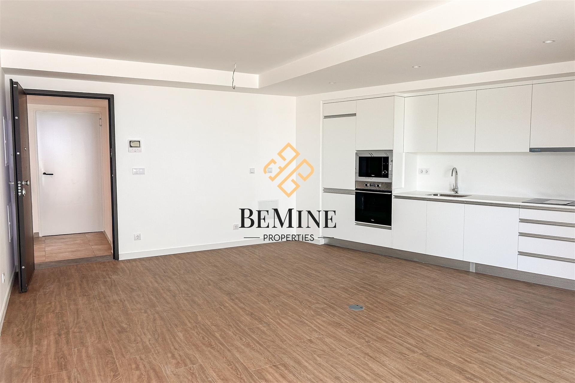 Atlântico Residences / Apartamento T1 / Câmara de Lobos  - Ilha da Madeira