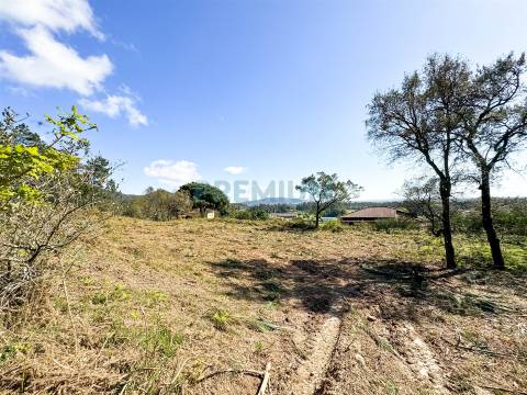 Lote de Terreno com Projeto Aprovado em Creixomil, Barcelos