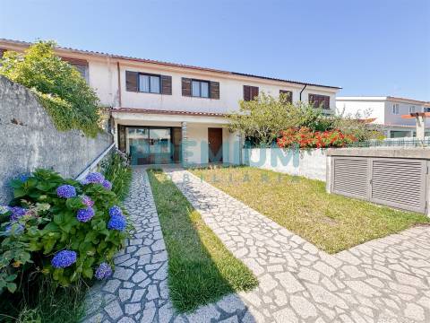 Moradia Geminada T3 Venda em Esposende, Marinhas e Gandra,Esposende