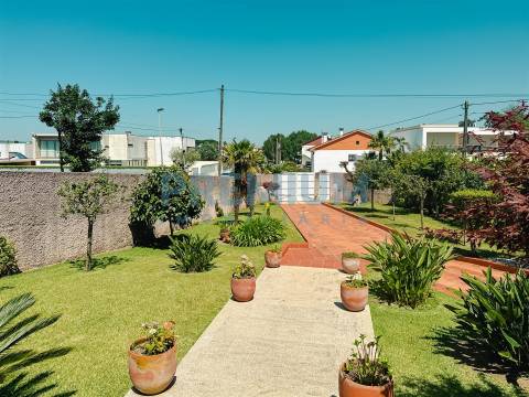 O Refúgio Perfeito: Moradia  T3 em Ofir