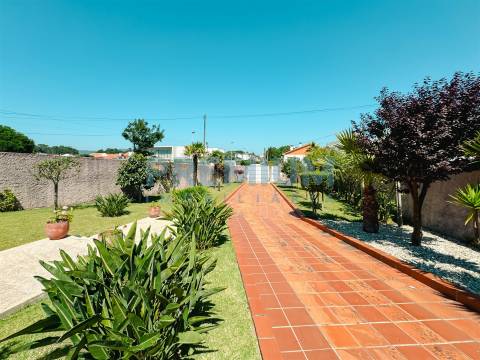 O Refúgio Perfeito: Moradia  T3 em Ofir