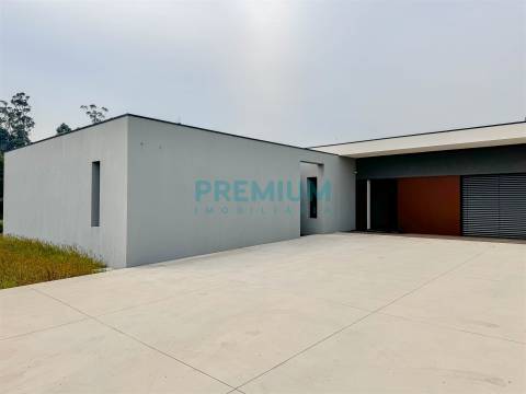 Moradia T3 Arrendamento em Vila Chã,Esposende