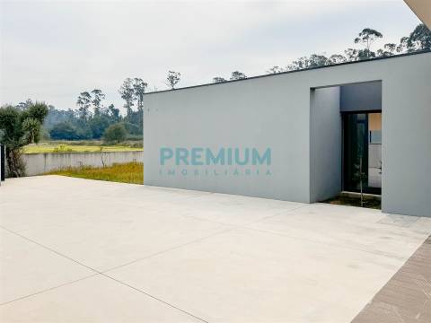 Moradia T3 Arrendamento em Vila Chã,Esposende