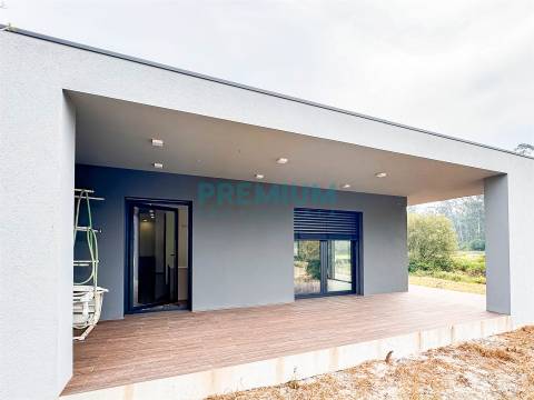 Moradia T3 Arrendamento em Vila Chã,Esposende