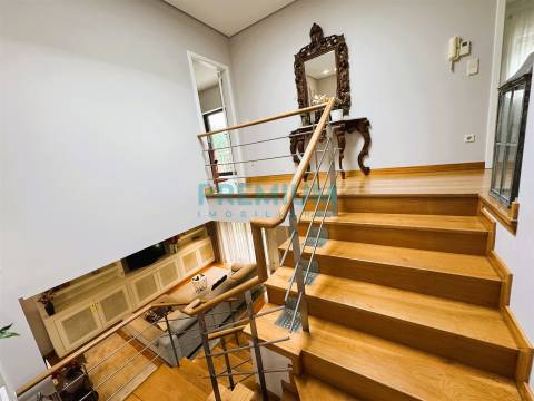 Moradia Geminada T3 Venda em Palmeira de Faro e Curvos,Esposende