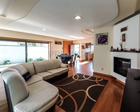 Moradia Geminada T4 Arrendamento em Esposende, Marinhas e Gandra,Esposende