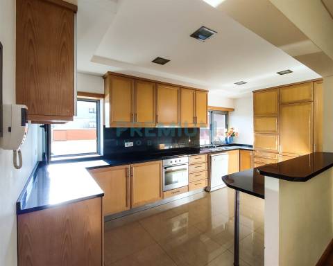 Moradia Geminada T4 Arrendamento em Esposende, Marinhas e Gandra,Esposende