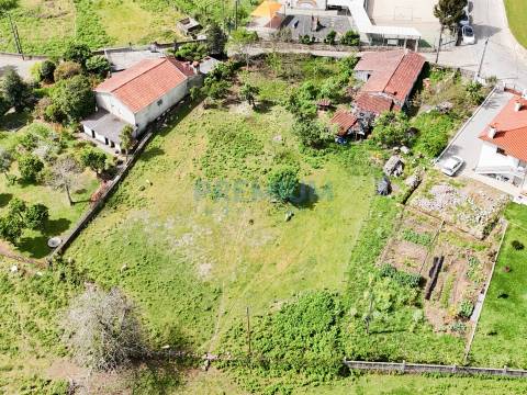 Moradia para Restaurar T5 Venda em Roriz,Barcelos